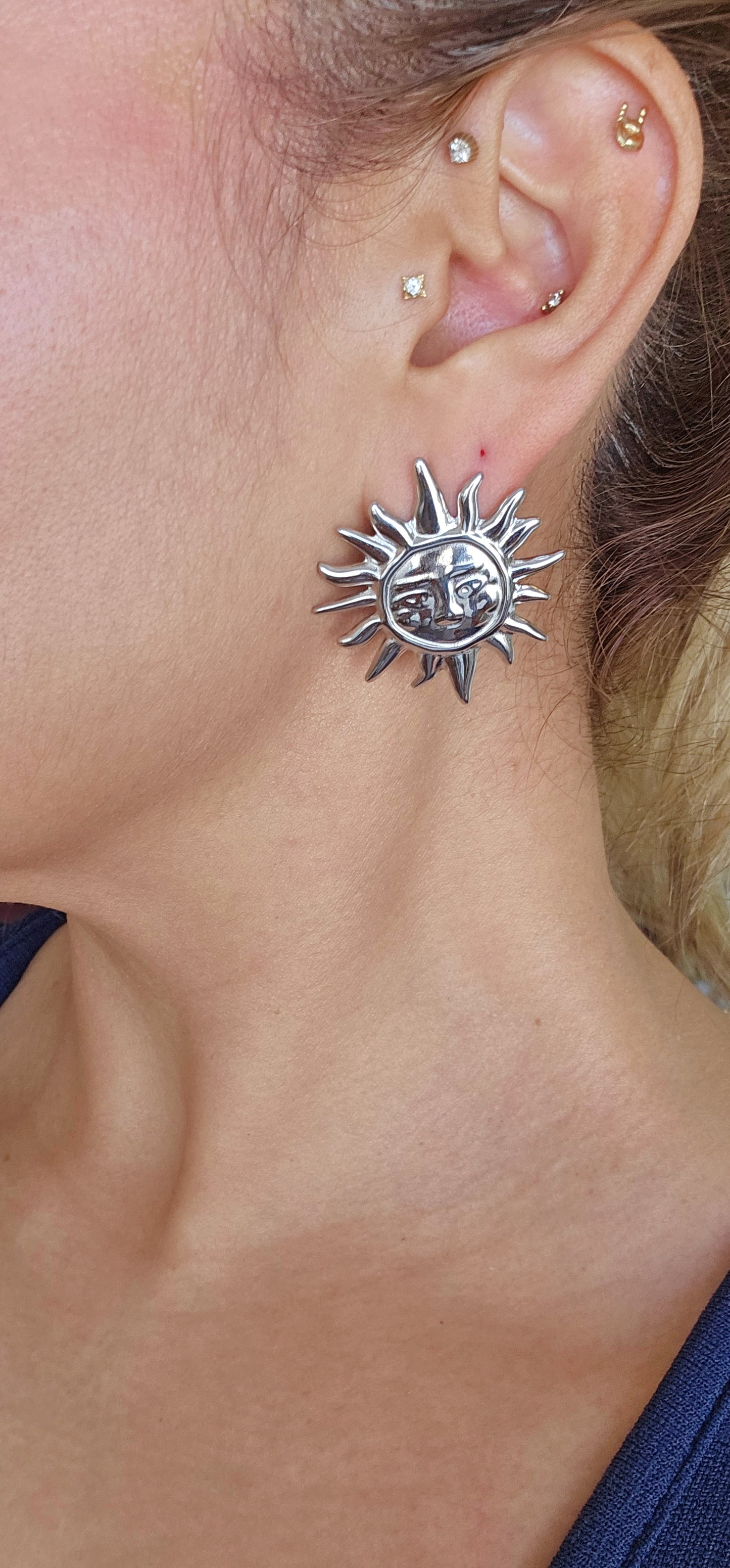 Silver sun