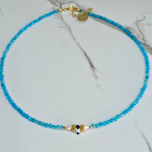 Collar ojito azul