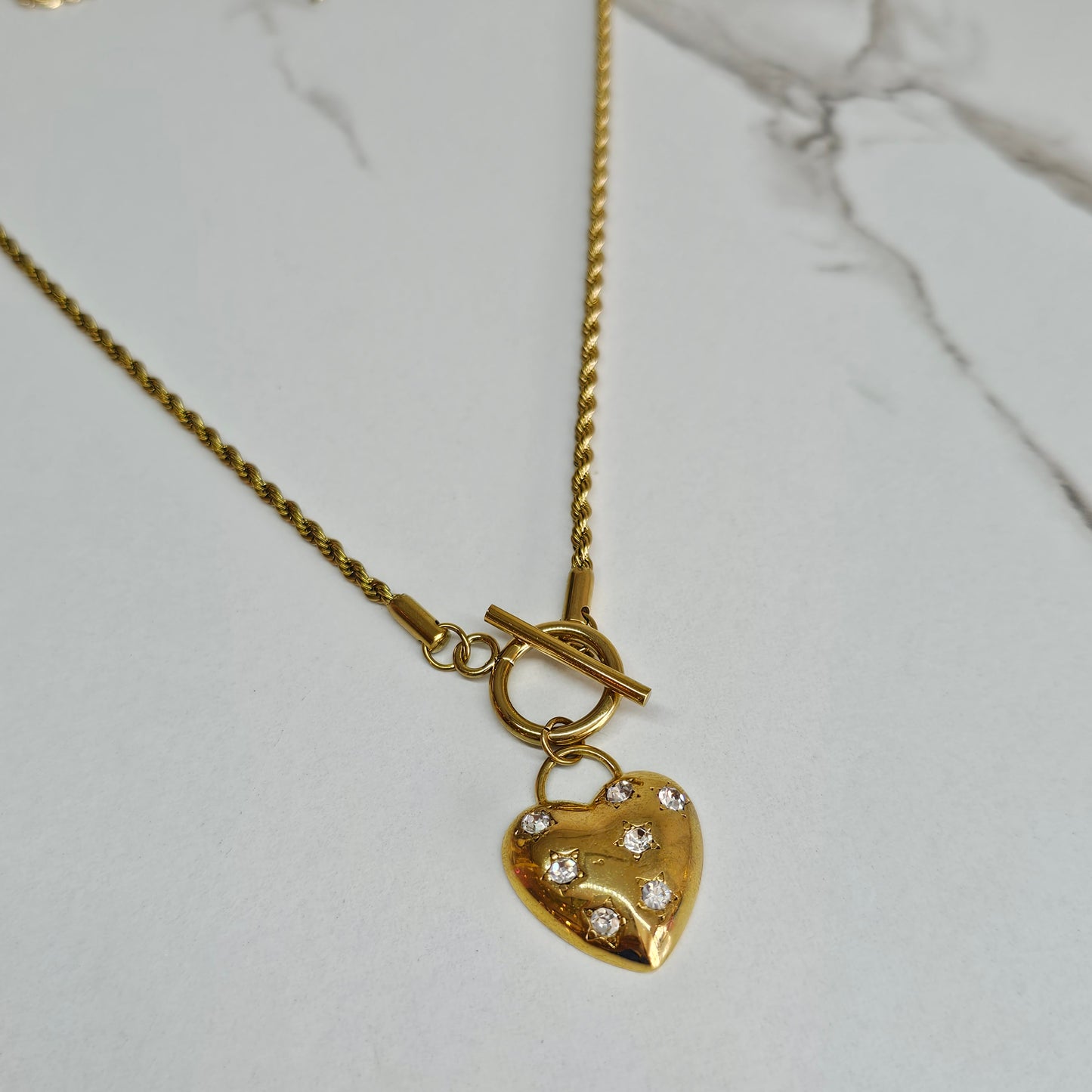Collar corazón estrellado